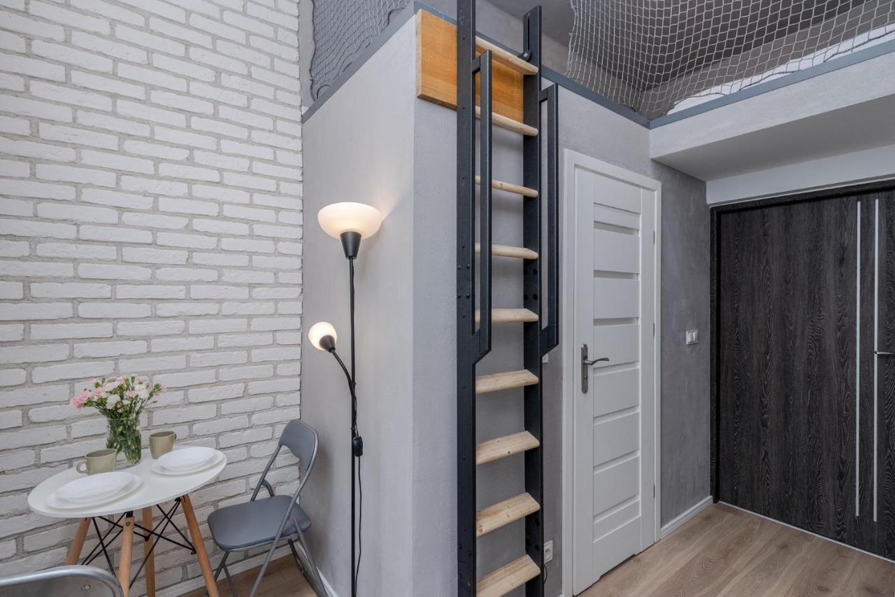 Parkside Fresh Apartments - Old Town Guesthouse - By Upstairs Krasków Eksteriør bilde